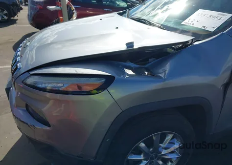 2014 Jeep Cherokee Limited z USA, uszkodzony, nr VIN 1C4PJMDS1EW182021